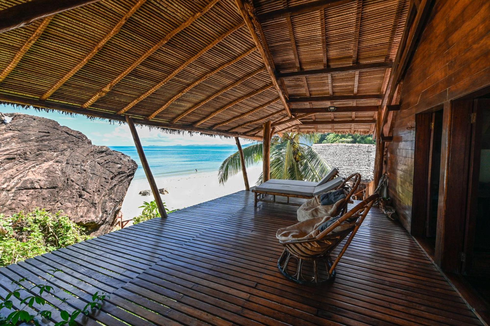 Shambala Madagascar: Beachfront Lodge And Adventures Ambolobozo Экстерьер фото