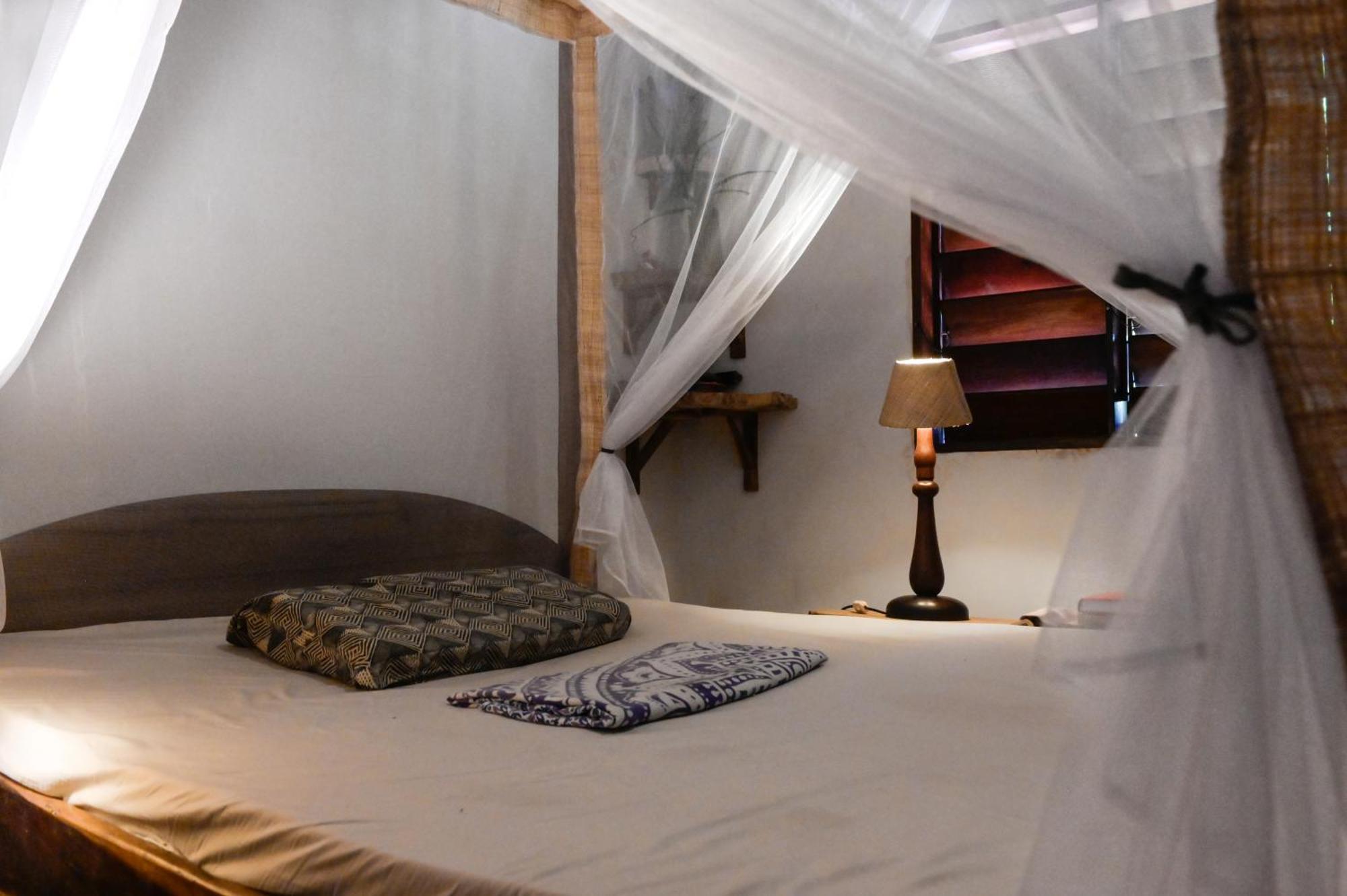 Shambala Madagascar: Beachfront Lodge And Adventures Ambolobozo Экстерьер фото